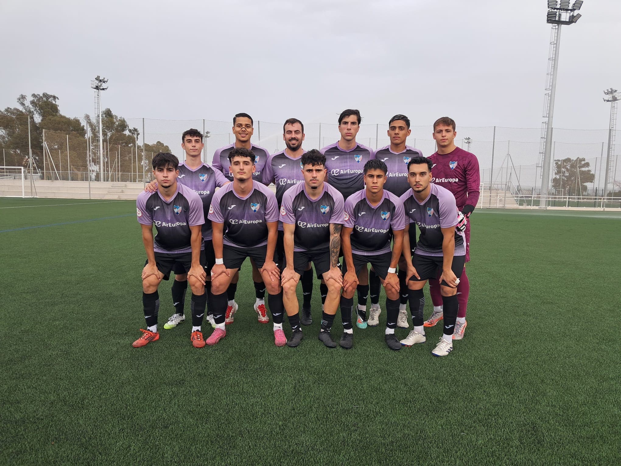 Imagen de la noticia: Défaite de l'équipe réserve avec honneur contre Málaga C