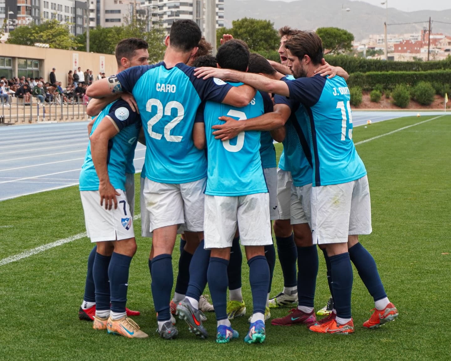 Imagen de la noticia: CD Estepona is no longer fighting to avoid relegation: they've secured their place in the league… and now it's time to defend it