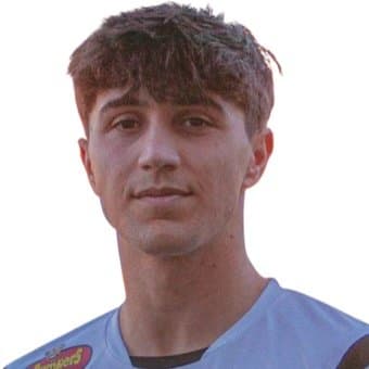 Imagen de la noticia: Eneko Delgado, one step away from reinforcing Estepona's midfield