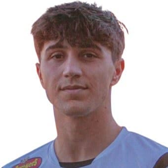 Imagen de la noticia: Eneko Delgado, a un paso de reforzar el centro del campo del Estepona