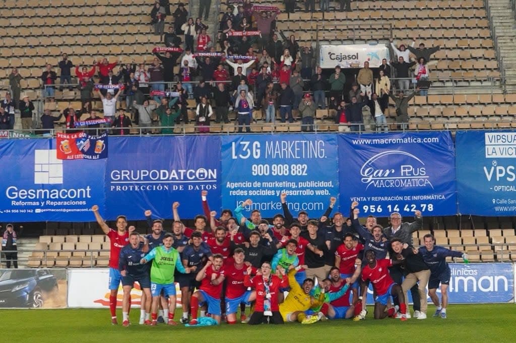 Imagen de la noticia: Xerez Deportivo 0-2 CD Estepona: el día que la fe se convirtió en realidad