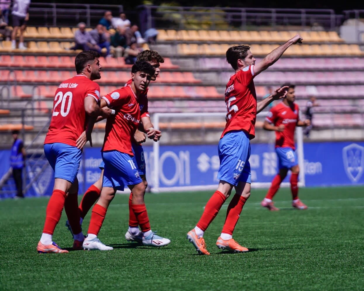 Imagen de la noticia: CD Estepona 1-1 UD Melilla: ni suficiente… ni definitivo