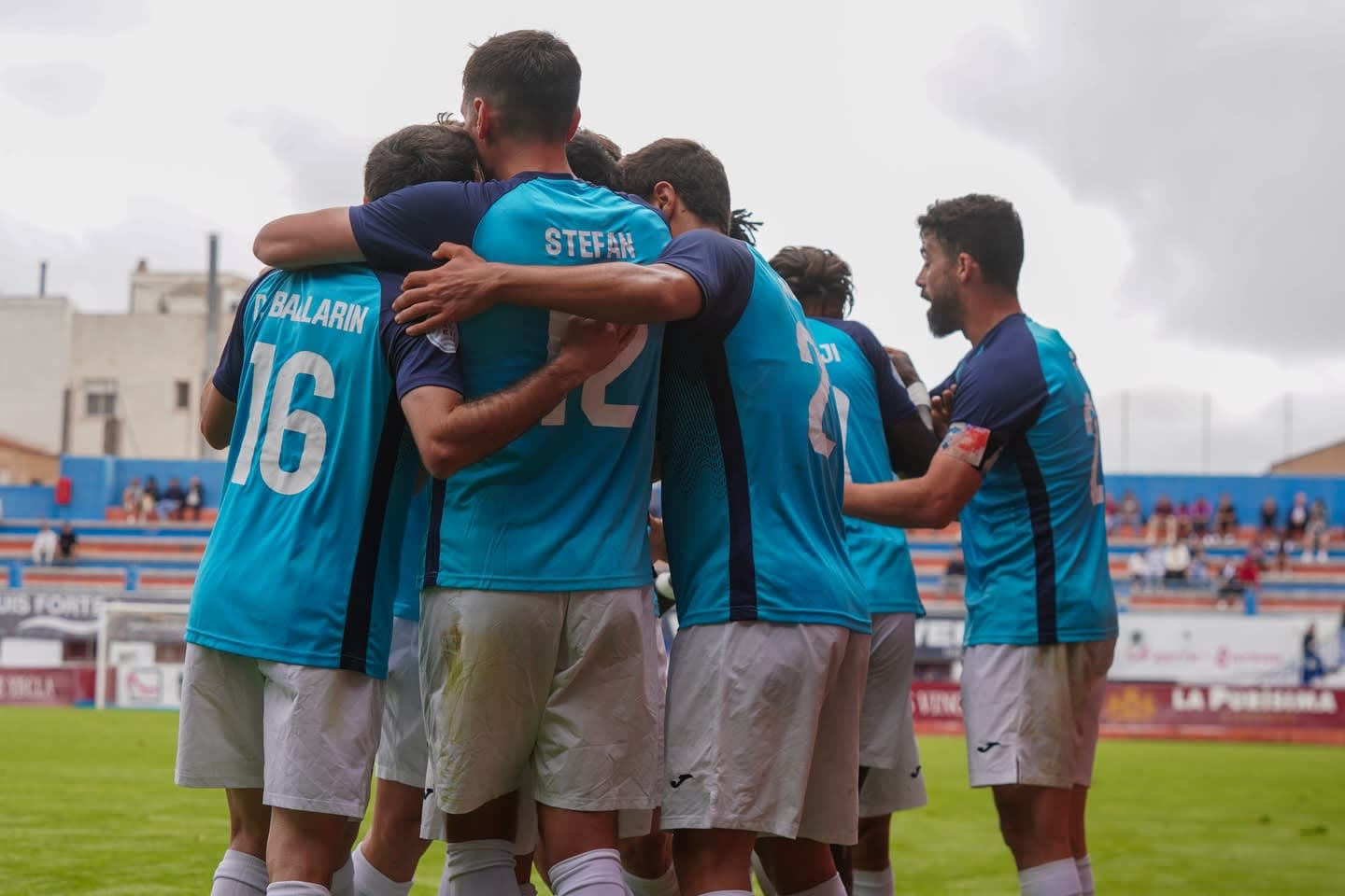 Imagen de la noticia: El CD Estepona entra en el todo o nada: 180 minutos para decidir toda una temporada